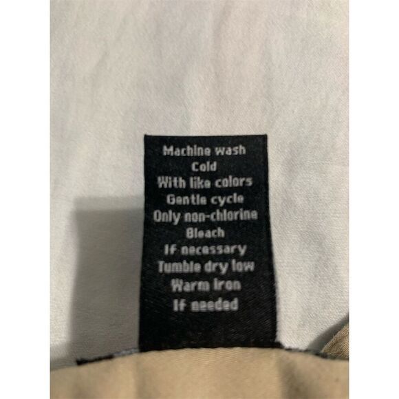 VTG. Mossimo Women's  Size‎ 4 Shorts Beige Flat Front Casual Summer - Picture 7 of 11